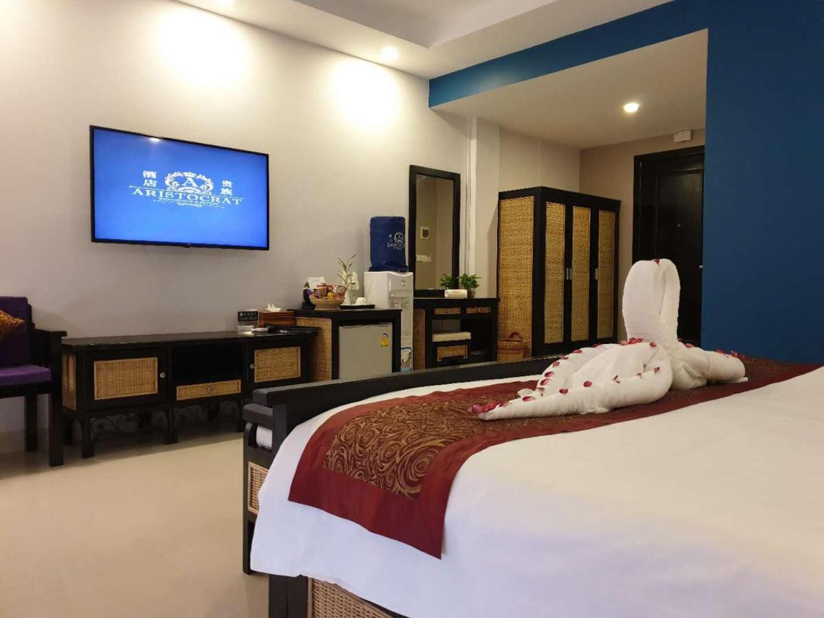 Aristocrat Residence & Hotel Preăh Sihanŭk Zewnętrze zdjęcie